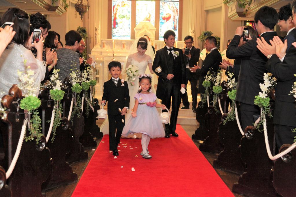 心に残る結婚式 パパママ婚について 福山市のチャペル結婚式場 南蔵王 聖ペトロ教会