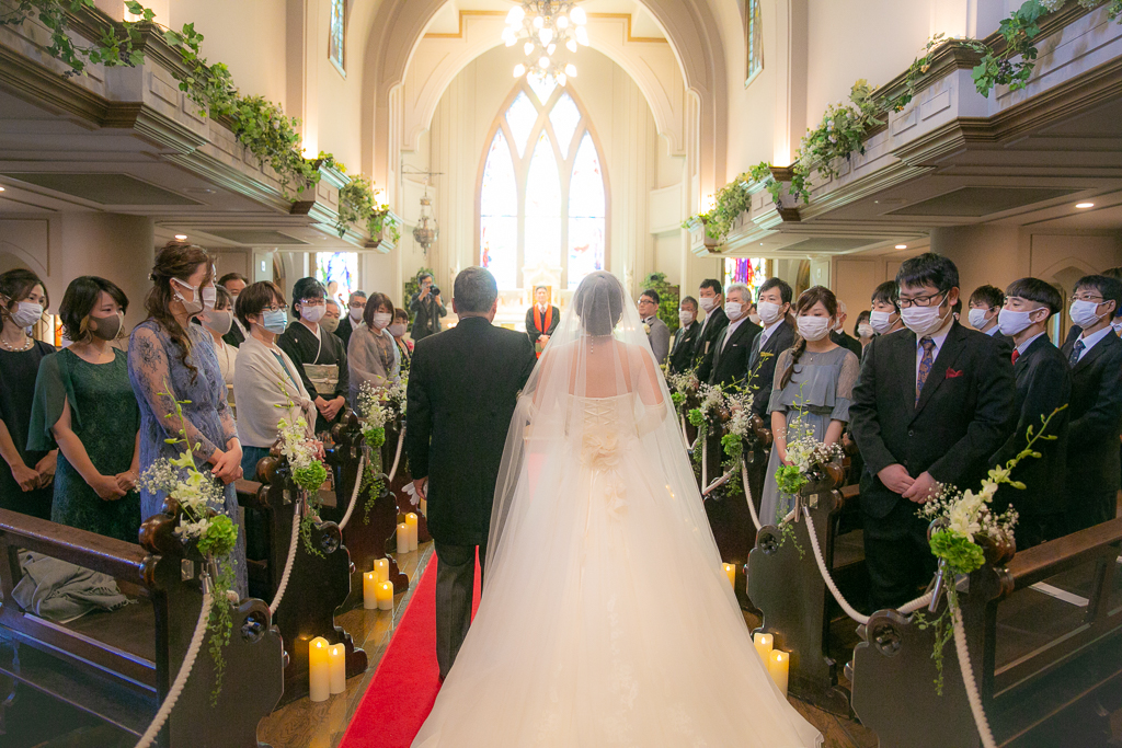 ゲストができるコロナ対策も 結婚式準備のあれこれ 福山市のチャペル結婚式場 南蔵王 聖ペトロ教会